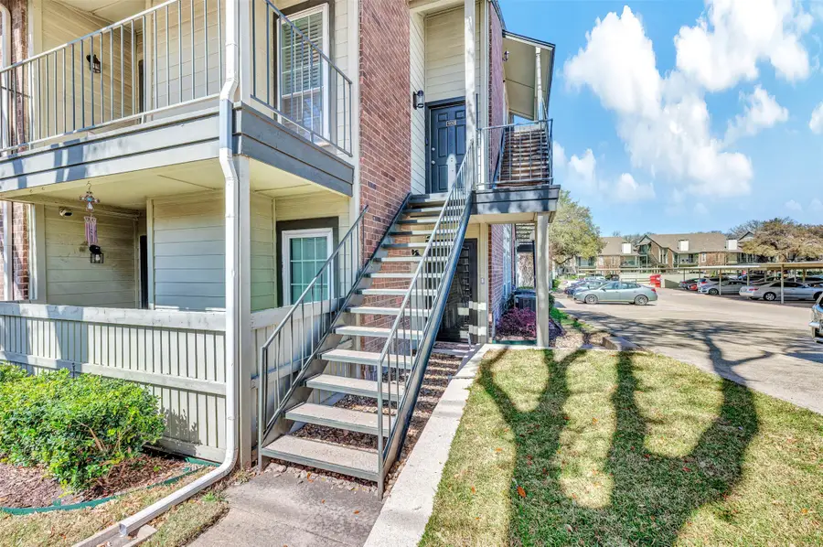 5981 Arapaho Road #402, Dallas, TX 75248 - #2