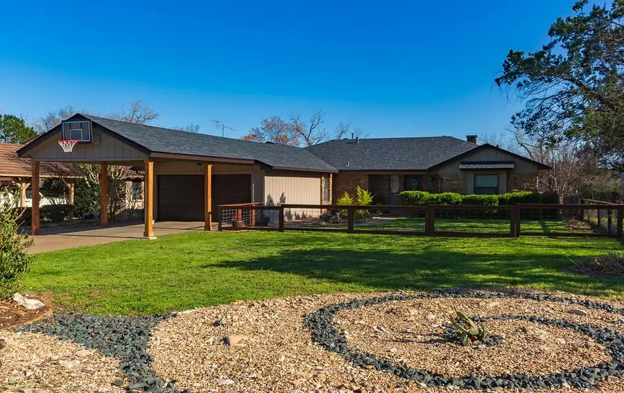 1007 Laguna Vista Court, Granbury, TX 76048 - #2