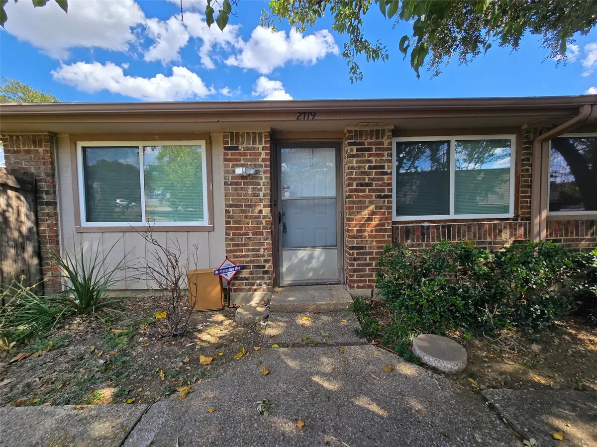 2719 Stonehaven Court, Irving, TX 75038 - #1