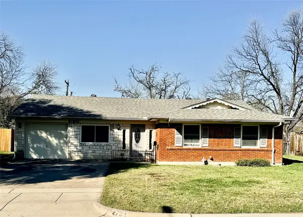 4704 Carlyle Drive, Fort Worth, TX 76132