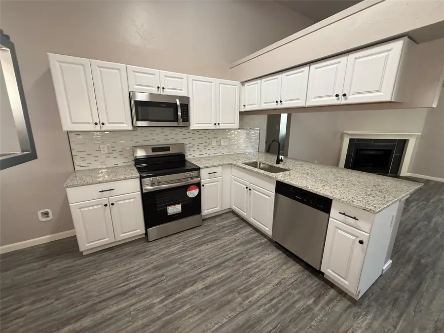 10228 Blue Bell Drive, Fort Worth, TX 76108 - #3