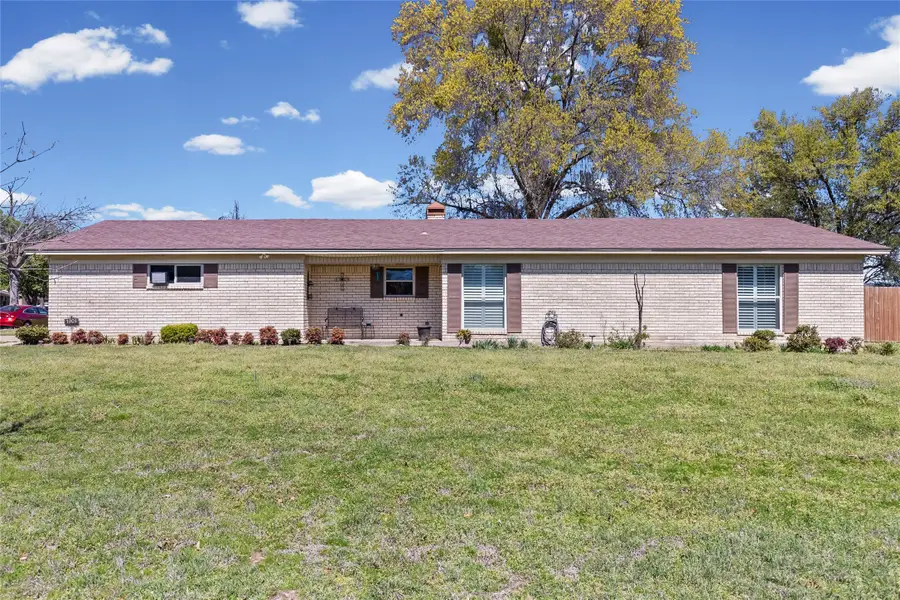 1901 College Street, Sulphur Springs, TX 75482 - #2