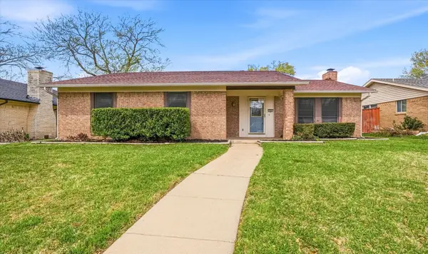 960 Meadowcove Circle, Garland, TX 75043