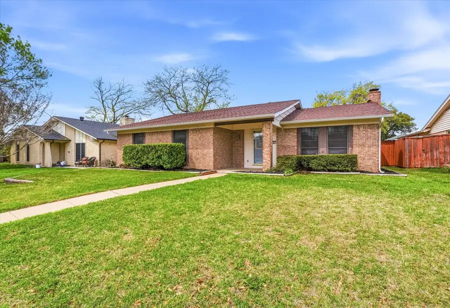 960 Meadowcove Circle, Garland, TX 75043 - #2