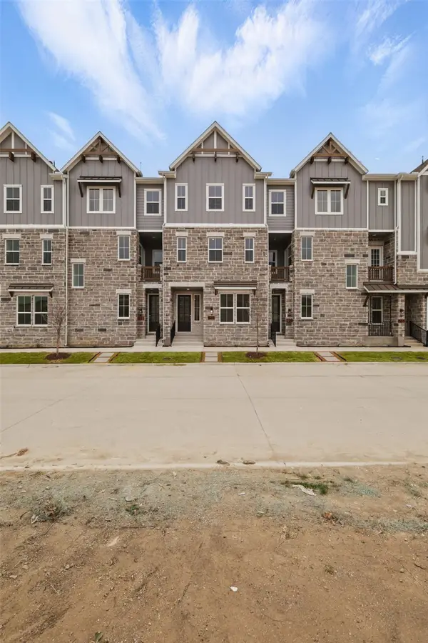 825 Heights Way, Plano, TX 75075