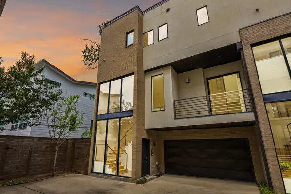 1851 Summit Avenue #4, Dallas, TX 75206