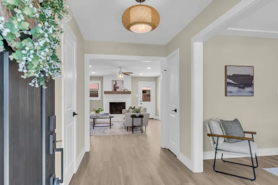 5529 Wood View Street, North Richland Hills, TX 76180 - #3