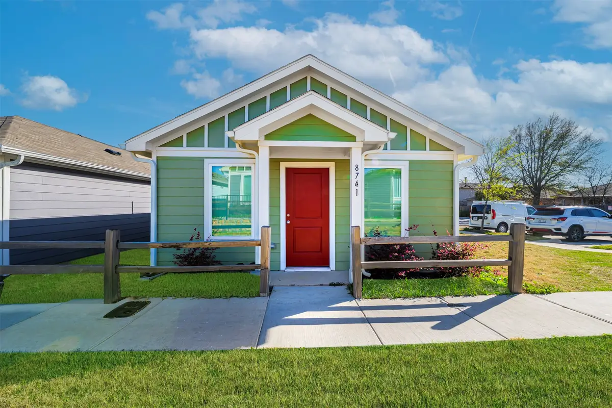 8741 Cottage Creek Drive, Fort Worth, TX 76123 - #1