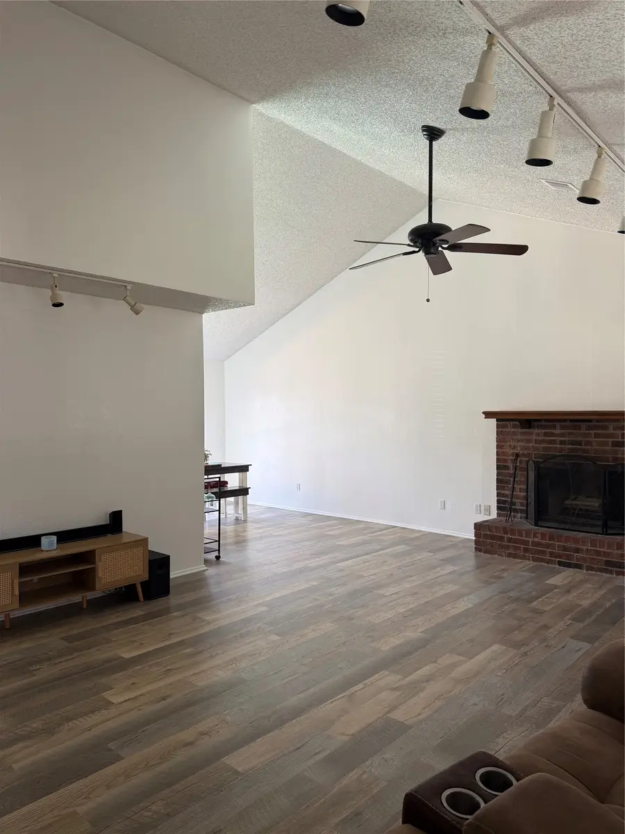 2307 Harrington Court, Euless, TX 76039 - #3