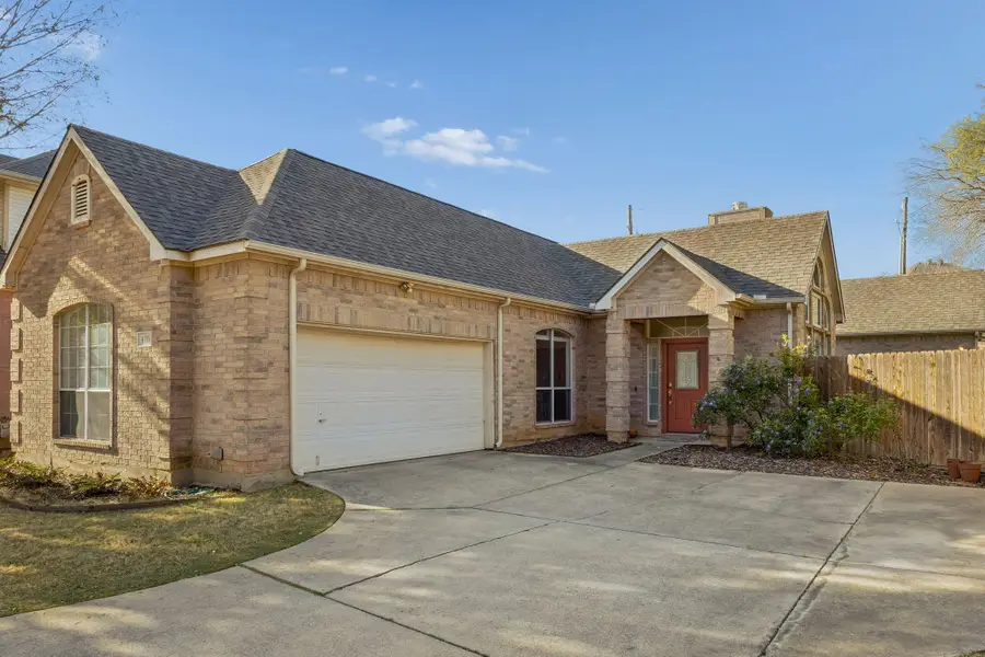 403 Hideaway Court, Euless, TX 76039 - #2