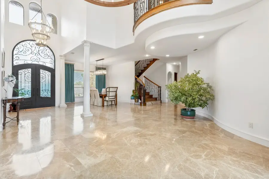 217 Steeplechase Drive, Irving, TX 75062 - #2