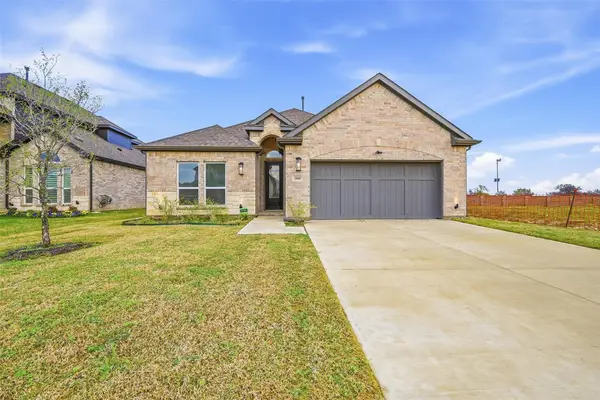2060 Valencia Drive, Little Elm, TX 75068