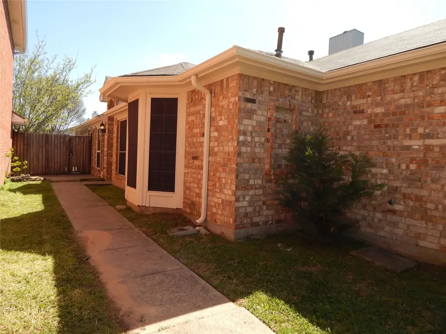 5204 Welbeck Court, Garland, TX 75043 - #2