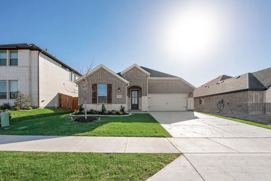 16508 Hydrangea Road, Justin Roanoke, TX 76247 - #2