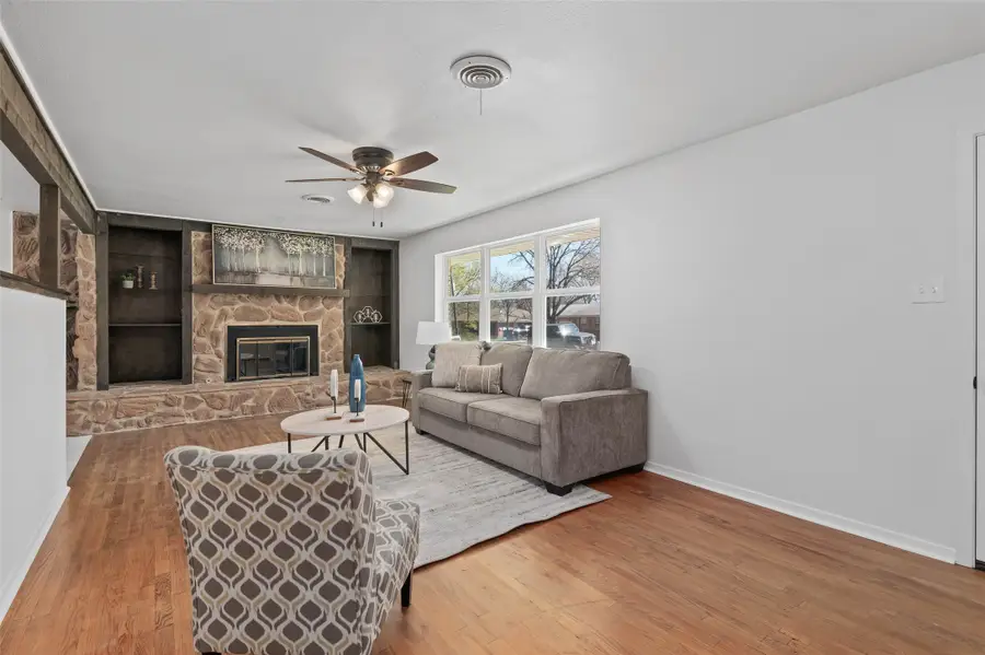 903 Stanley Street, Denton, TX 76201 - #3