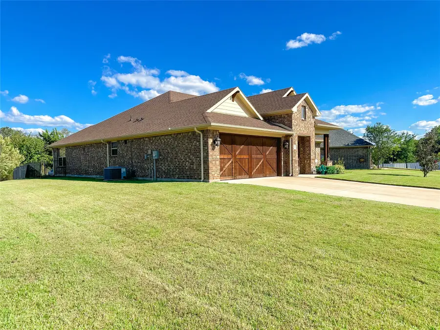 3213 Shoreline Drive, Burleson, TX 76028 - #2