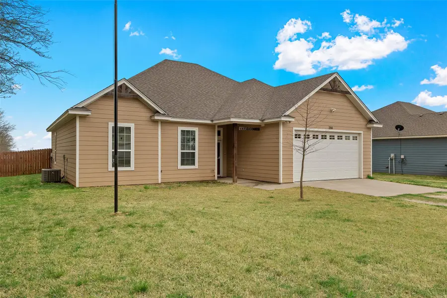 266 E Cougar Lane, China Spring, TX 76633 - #2