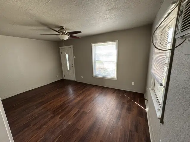 2609 Yeager Street, Fort Worth, TX 76112 - #2