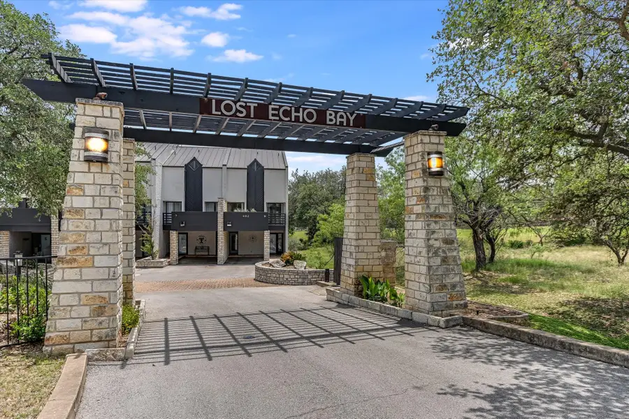 402 Lost Echo #8, Horseshoe Bay, TX 78657 - #2