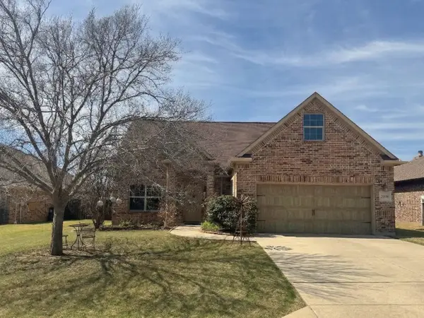 2006 Maxwell Court, Aubrey, TX 76227