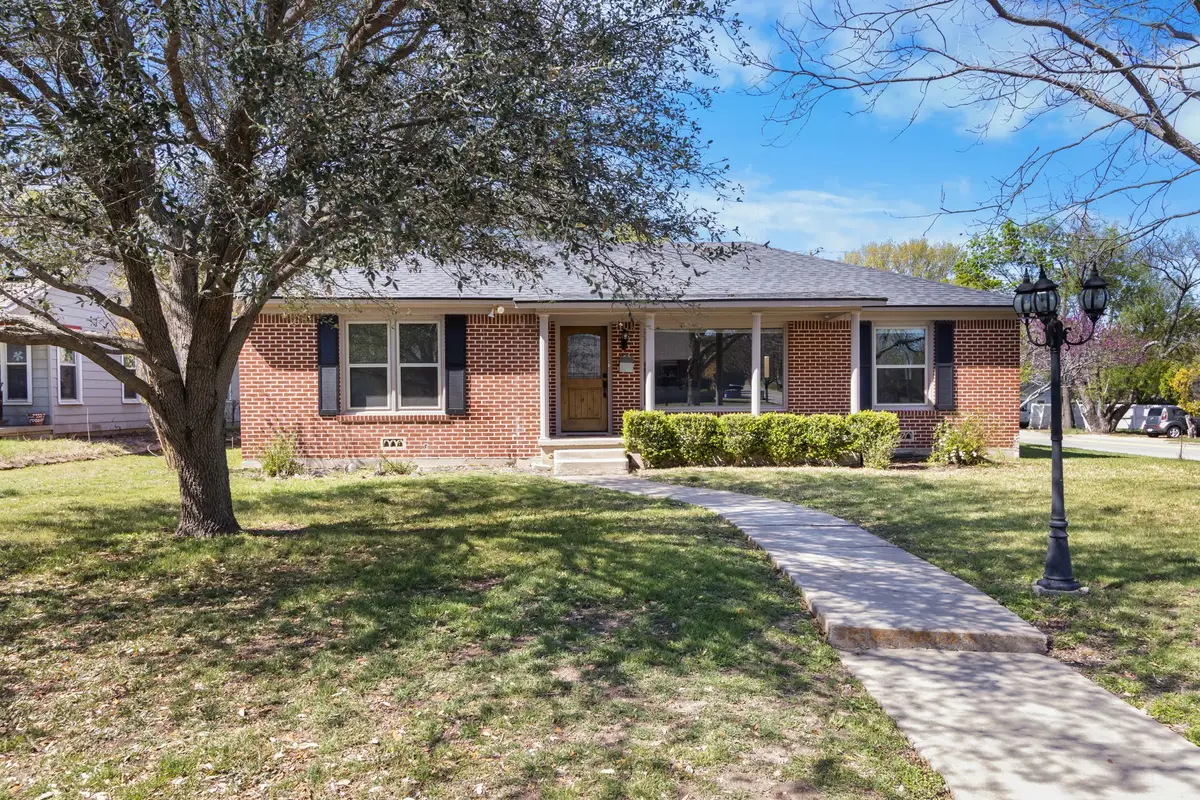 3801 Erath Avenue, Waco, TX 76710 - #1