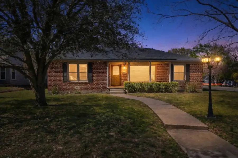 3801 Erath Avenue, Waco, TX 76710 - #2
