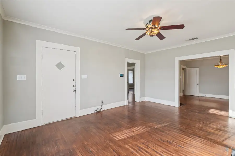 3108 S Adams Street, Fort Worth, TX 76110 - #3