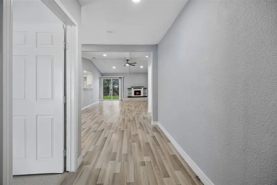 831 Kelso Drive, Dallas, TX 75211 - #3