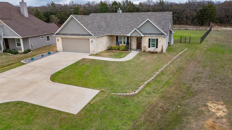 228 Colt Drive, Lake Kiowa, TX 76240 - #2