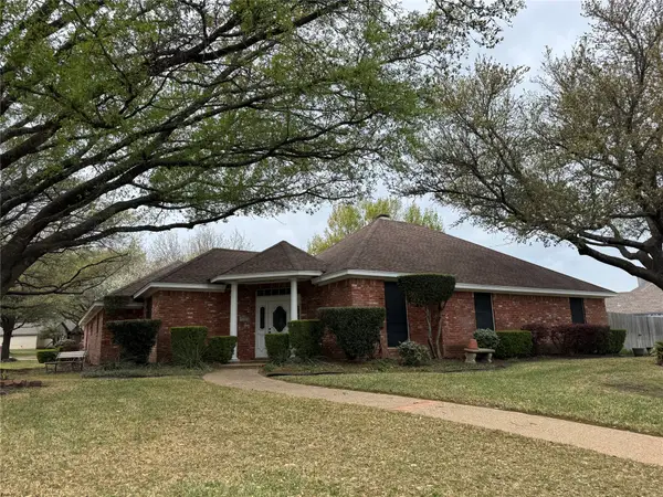 9502 Hidden Meadow Drive, Waco, TX 76712