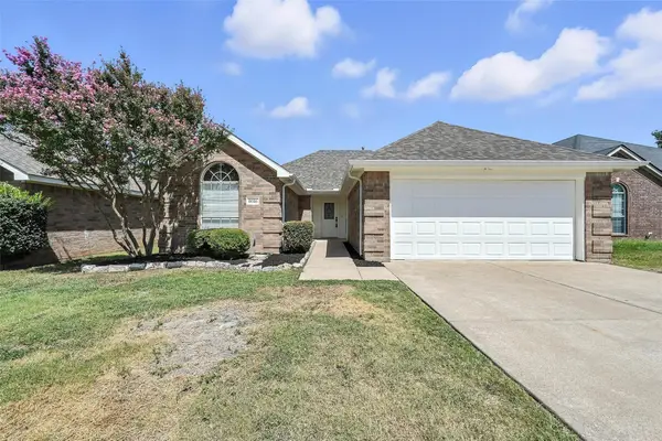 8016 Adcock Court, Fort Worth, TX 76137