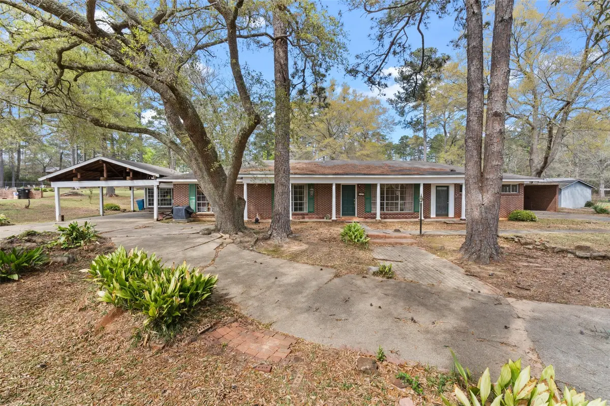 706 E Mary Lee Street, Plain Dealing, LA 71064 - #1