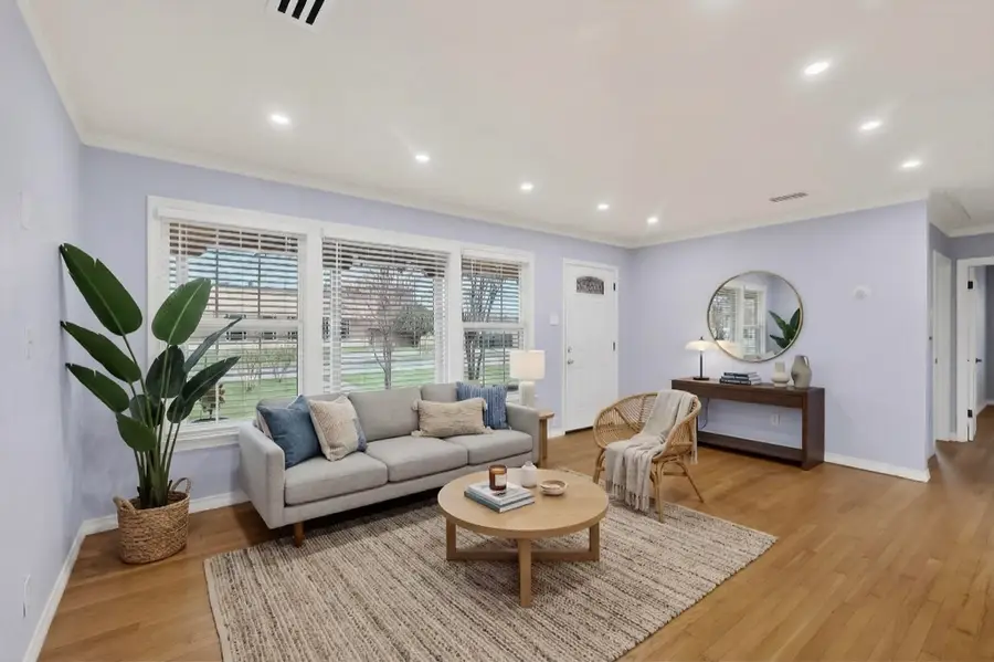 1705 Mariposa Drive, Dallas, TX 75228 - #2