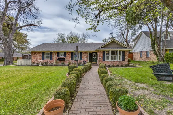 9936 Windlake Circle, Dallas, TX 75238