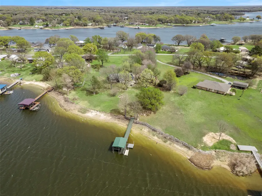 2110 Beavers Point, Bonham, TX 75418 - #2