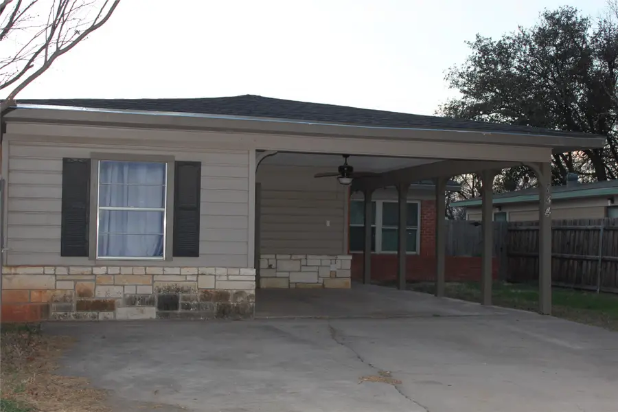 734 S Jefferson Drive, Abilene, TX 79605 - #2