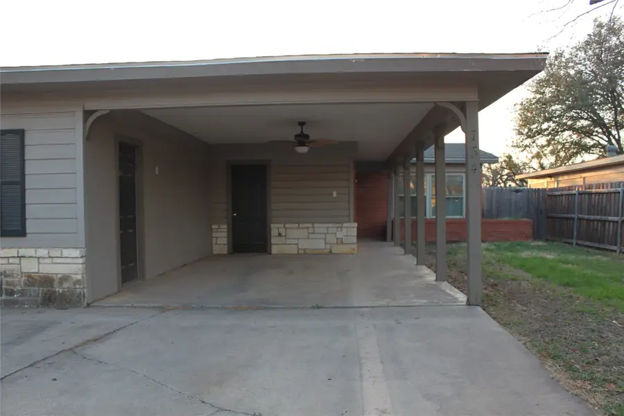 734 S Jefferson Drive, Abilene, TX 79605 - #3