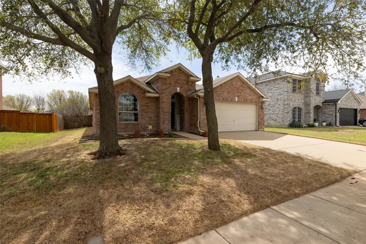 3247 Yeltes, Grand Prairie, TX 75054 - #1