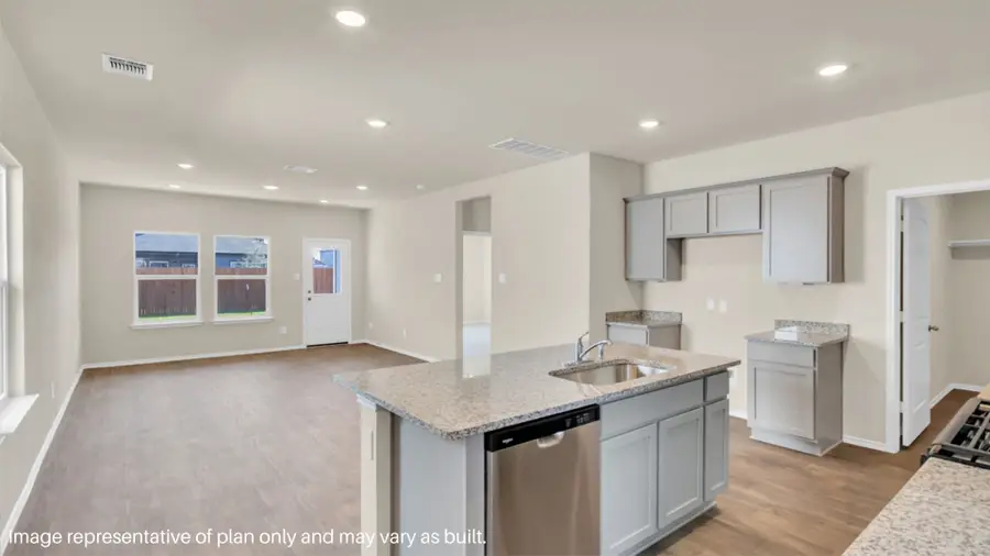 2124 Chantilly Lane, Arlington, TX 76015 - #2