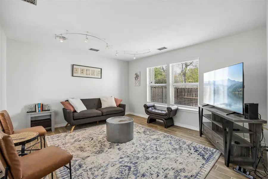 1802 N Prairie Avenue, Dallas, TX 75204 - #3