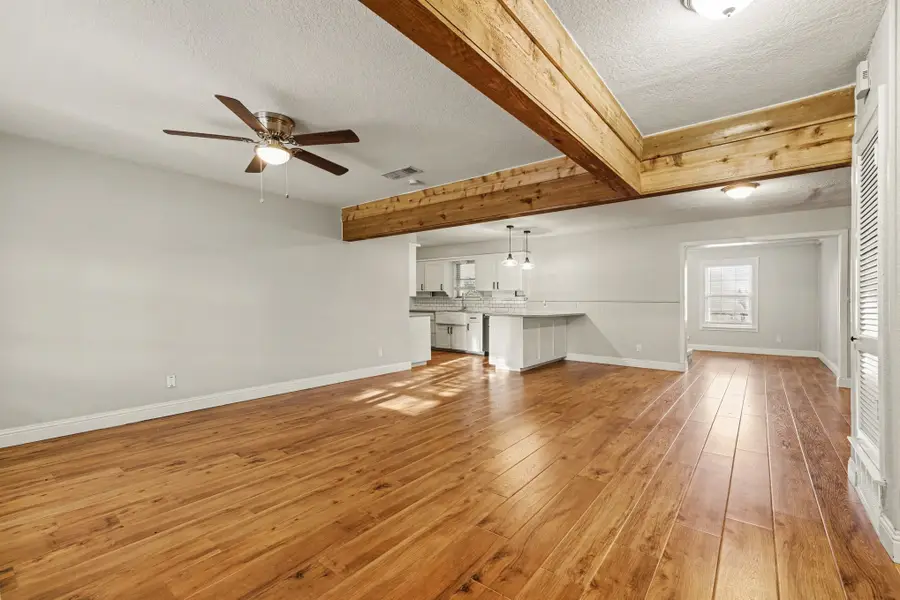 832 Gregory Avenue, Bedford, TX 76022 - #3