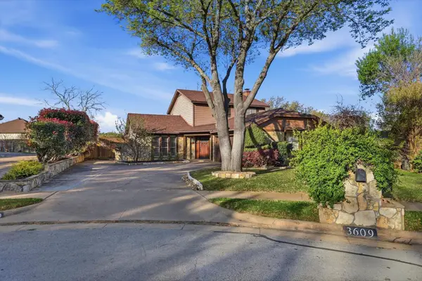 3609 Wayne Court, Bedford, TX 76021