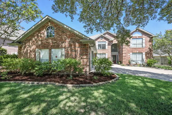 913 Hills Creek Drive, McKinney, TX 75072