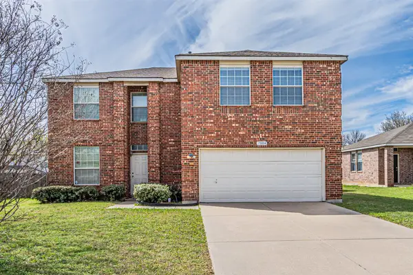 7804 Hidden Path Lane, Denton, TX 76210