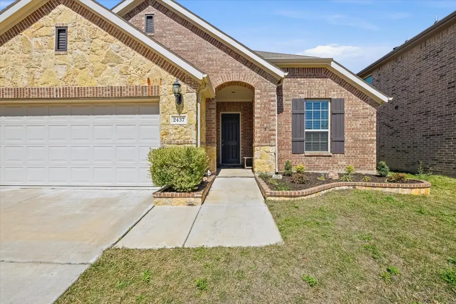 2437 Whispering Pines Drive, Fort Worth, TX 76177 - #2