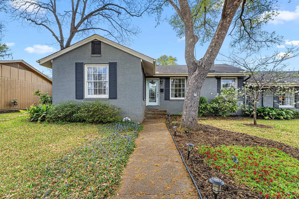 1403 S Robertson Avenue, Tyler, TX 75701 - #1