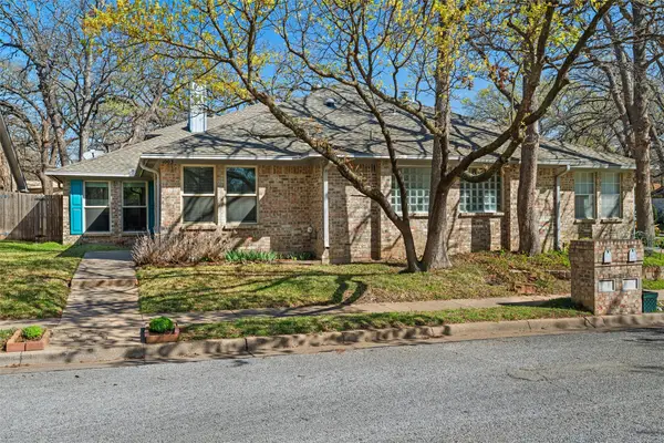 1003 W Lovers Lane, Arlington, TX 76013