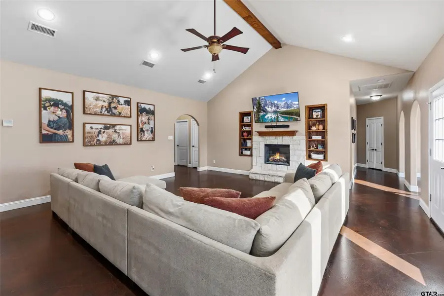 205 Vz County Road 4807, Ben Wheeler, TX 75754 - #3