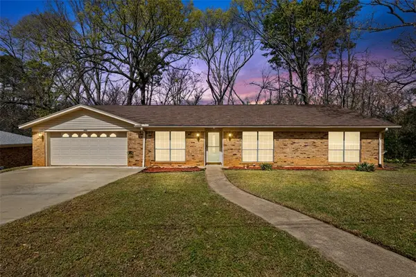 3215 Restview Street, Longview, TX 75605