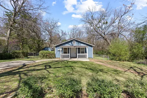 905 Thatcher Street, Denison, TX 75020